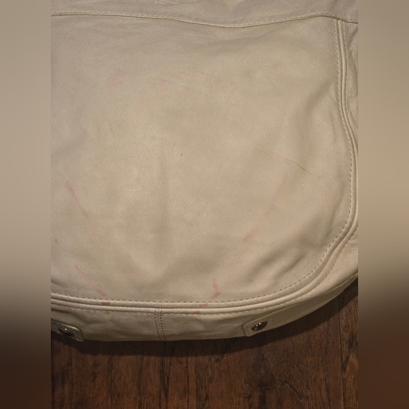 Coach Zoe Ivory Leather Hobo Bag, SilverTone Hardware, Detachable Shoulder Strap - Picture 4 of 16
